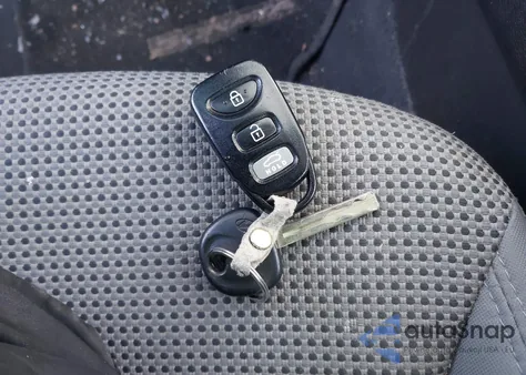 2011 Hyundai Sonata Gls z USA, uszkodzony, nr VIN 5NPEB4ACXBH246947